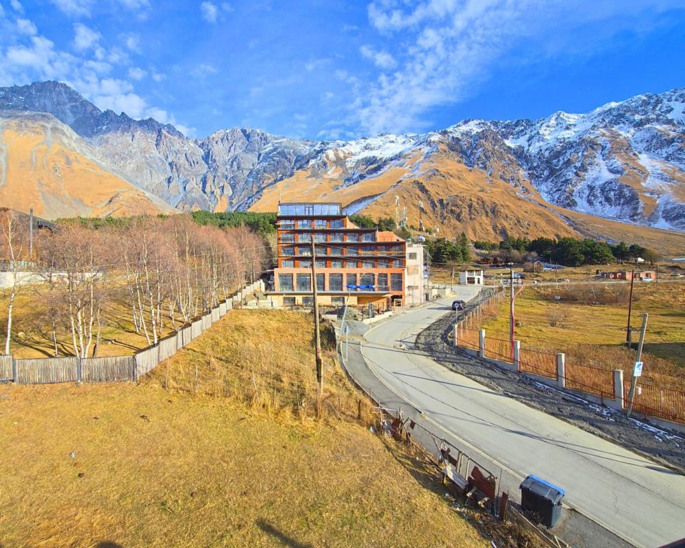 Alpine Lounge Boutique Hotel Stepantsminda Room photo