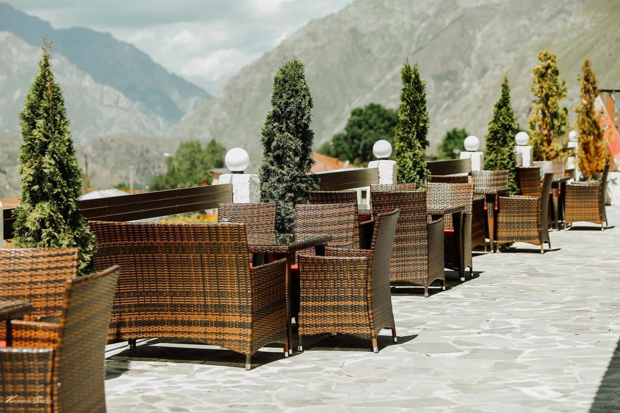 Alpine Lounge Boutique Hotel Stepantsminda Exterior photo