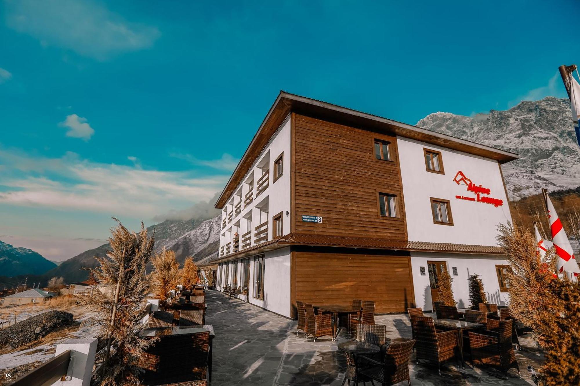 Alpine Lounge Boutique Hotel Stepantsminda Exterior photo