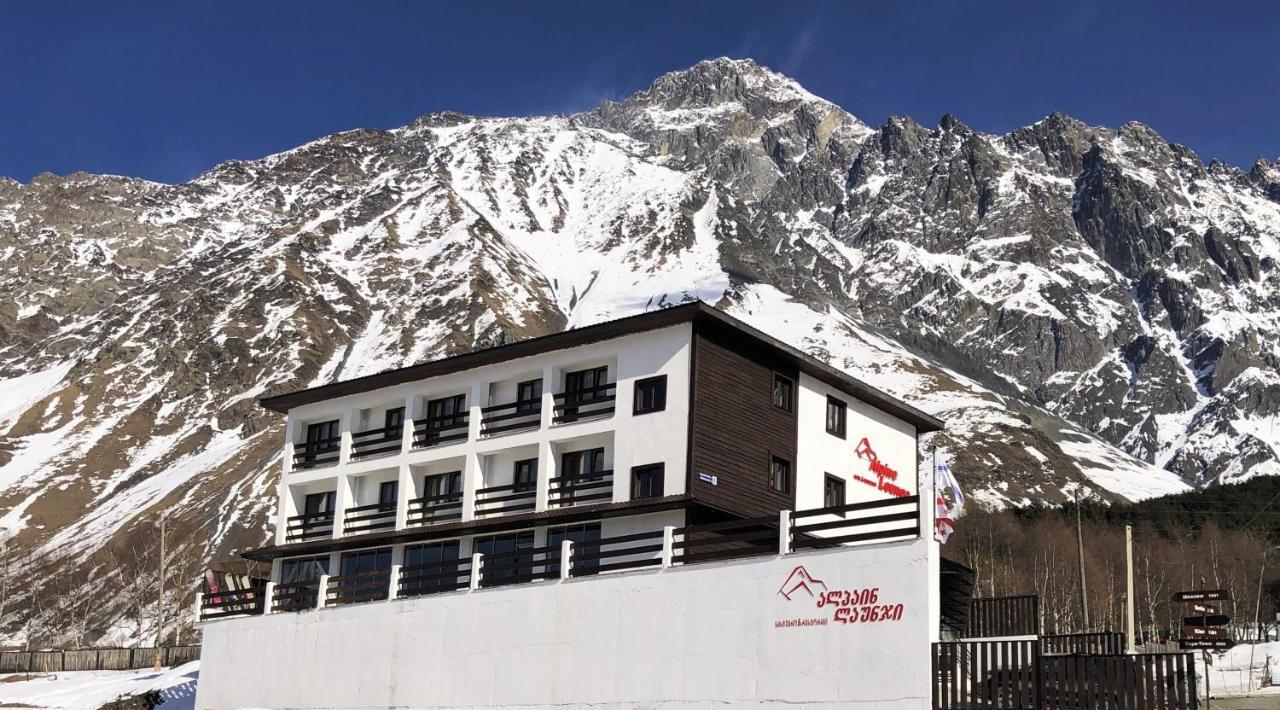 Alpine Lounge Boutique Hotel Stepantsminda Exterior photo